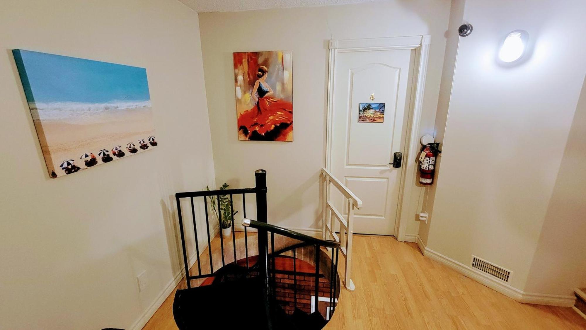 Kokomo Inn Bed And Breakfast Ottawa-Gatineau'S Only Tropical Riverfront B&B On The National Capital Cycling Pathway Route Verte #1 - For Adults Only - Chambre D'Hotes Tropical Aux Berges Des Outaouais Bnb #17542O Zimmer foto